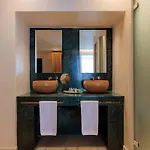 Asty Mykonos & 5*